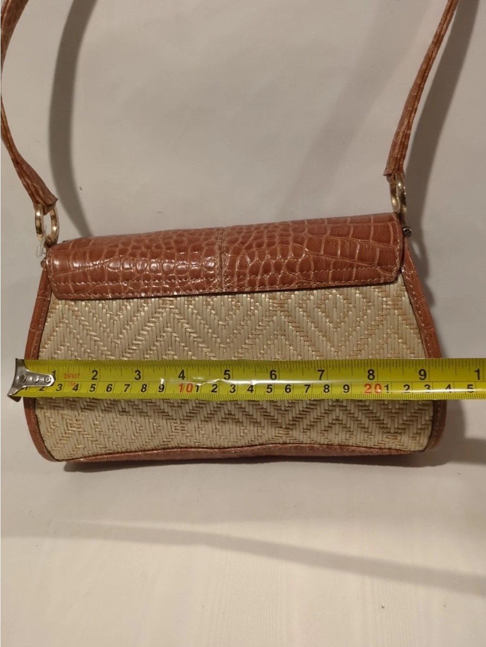 Liz Claiborne 90s Y2K Cognac Croc-Embossed and Woven Straw Shoulder Bag - Picture 15 of 16